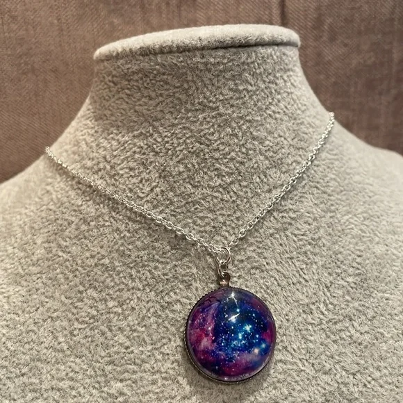 Galaxy Pendant Necklace 18” - Picture 1 of 6